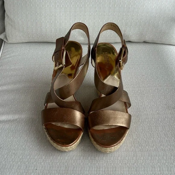 Michael Kors Espadrille Sandals, size 10 - Picture 2 of 5